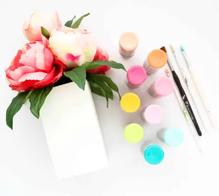 Try This: Paint Your Own Pattern on Pattern Floral Vase