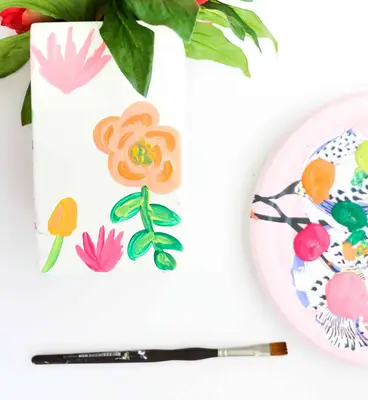 Try This: Paint Your Own Pattern on Pattern Floral Vase