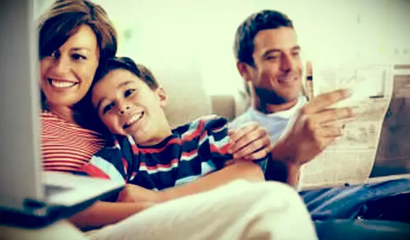 שיתוף האירועים העכשוויים כמשפחה