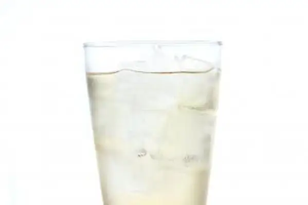 משקה מעורב 7 ו -7