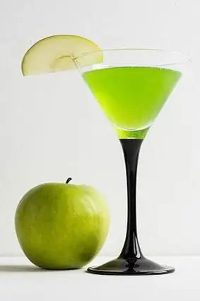 Koktajl ze słodką tartą jabłkową