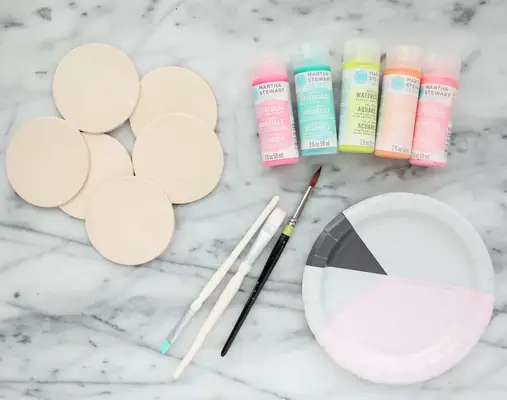 Make Your Own Watercolor Luggage Tags