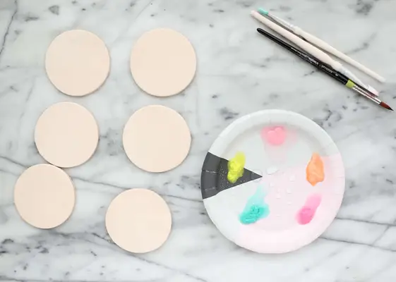 Make Your Own Watercolor Luggage Tags