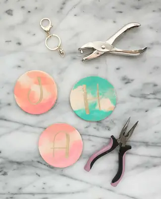 Make Your Own Watercolor Luggage Tags