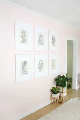 Easy Black and White Gallery Wall Idea
