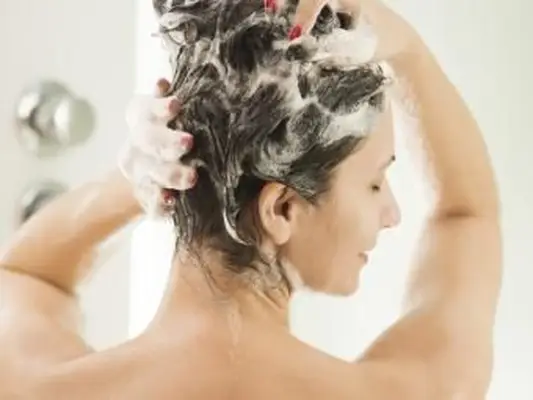 Se laver les cheveux