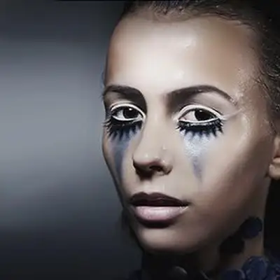 maquiagem surreal de bruxa