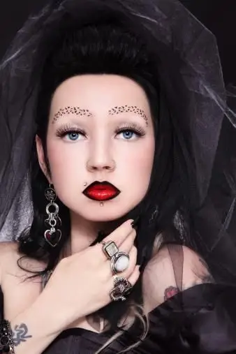 어두운 신부 메이크업