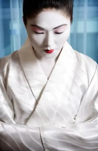 게이샤 메이크업