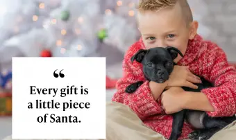 Cada regalo es un pedacito de Santa.