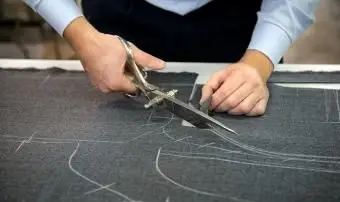 재단사 절단 직물