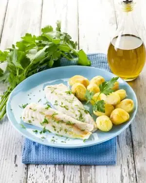 Cabillaud vapeur avec persil et pommes de terre
