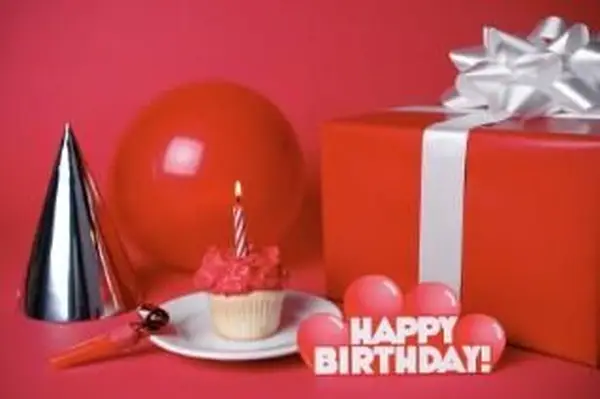 suministros de fiesta rojo y blanco