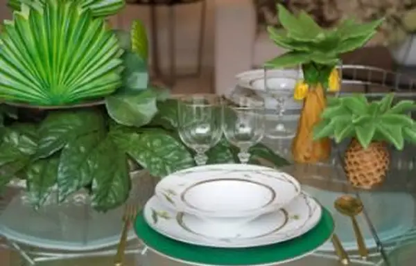 トロピカルテーブルセッティング