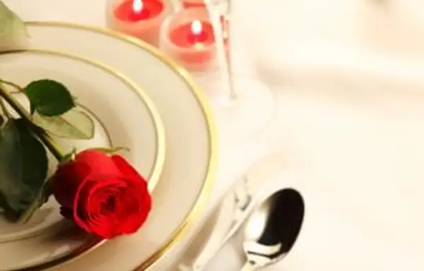 ロマンチックなテーブルセッティング