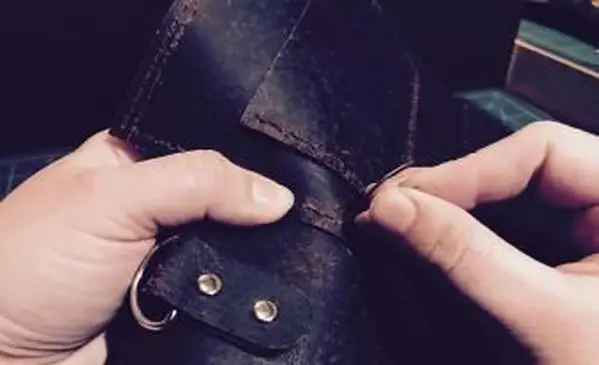 핸드 스티치 가죽 백