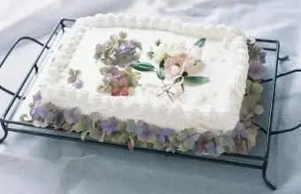 花のウエディングケーキ