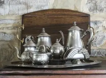 Jak znaleźć wartość antycznego srebra?