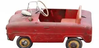 Carros antigos a pedal: clássicos legais em tamanhos pequenos