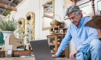 כיצד לזכות במכרז מקוון עם אסטרטגיות מעשיות