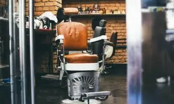 Tipos e valores de cadeiras de barbeiro antigas