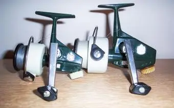 Moulinets de pêche antiques: un prix de base et un guide de marque