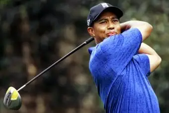 Jakim samochodem jeździ Tiger Woods?