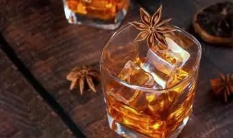 רום מתובל ביתי