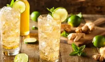 생강 맥주 칵테일