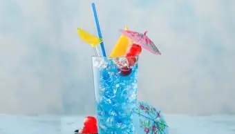Cocktail d'été lagon bleu