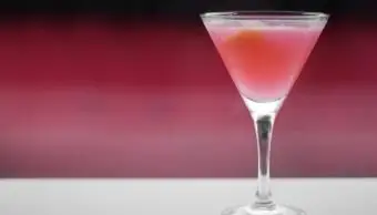 ピンクホイットニーマティーニ