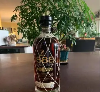 Rum Brugal 1888 envelhecido