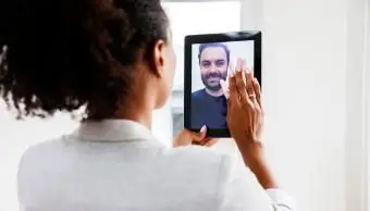 Meilleures applications et sites de rencontres adaptés au divorce