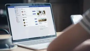 Was bedeutet es, jemanden auf Facebook zu stochern?