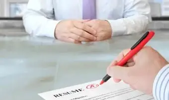 Comment devenir un rédacteur de CV professionnel