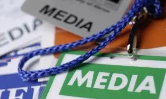 フリーランスのプレスパスを取得する方法