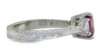 Anello vintage con creatore