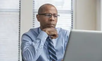 7 prístupných spôsobov, ako zistiť, či niekto zomrel