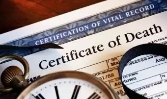 사망 증명서를받는 데 얼마나 걸립니까?