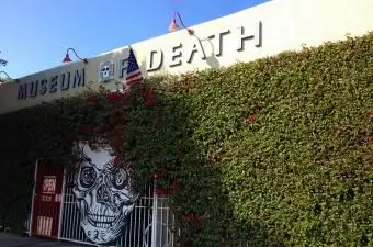 עובדות על מוזיאון המוות השנוי במחלוקת