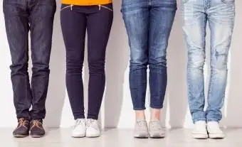 Buty do noszenia z obcisłymi dżinsami