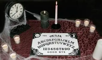 ¿Puedes usar una tabla ouija solo?
