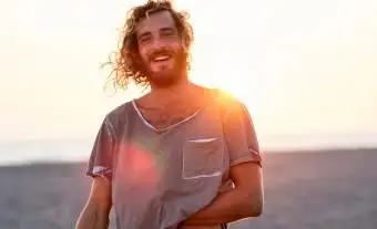 Yellow Aura 성격 특성 10 가지 : 보유하고 계신가요?