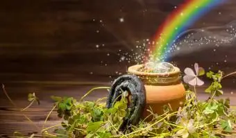 סיר זהב אירי בקצה הקשת