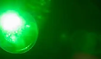 מה המשמעות של כדורים ירוקים?