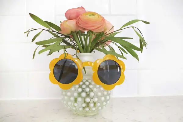 Oui Fresh Daisy Sunglasses are here!!!!