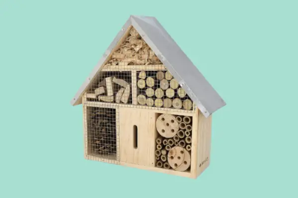 Navaris XL Wooden Insect Hotel - Verdantvows