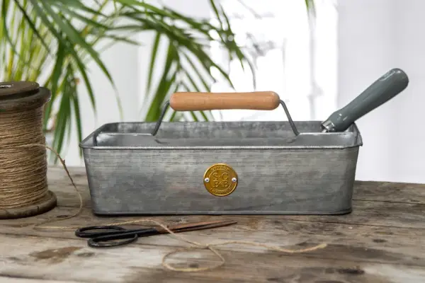 Galvanised Metal Trug - Verdantvows