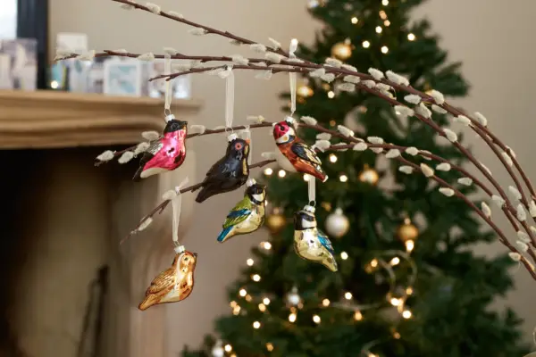 RSPB Glass Christmas Tree Bird Decorations – Verdantvows