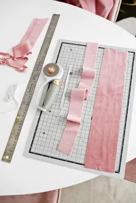 Make Your Own Bow Scrunchie!